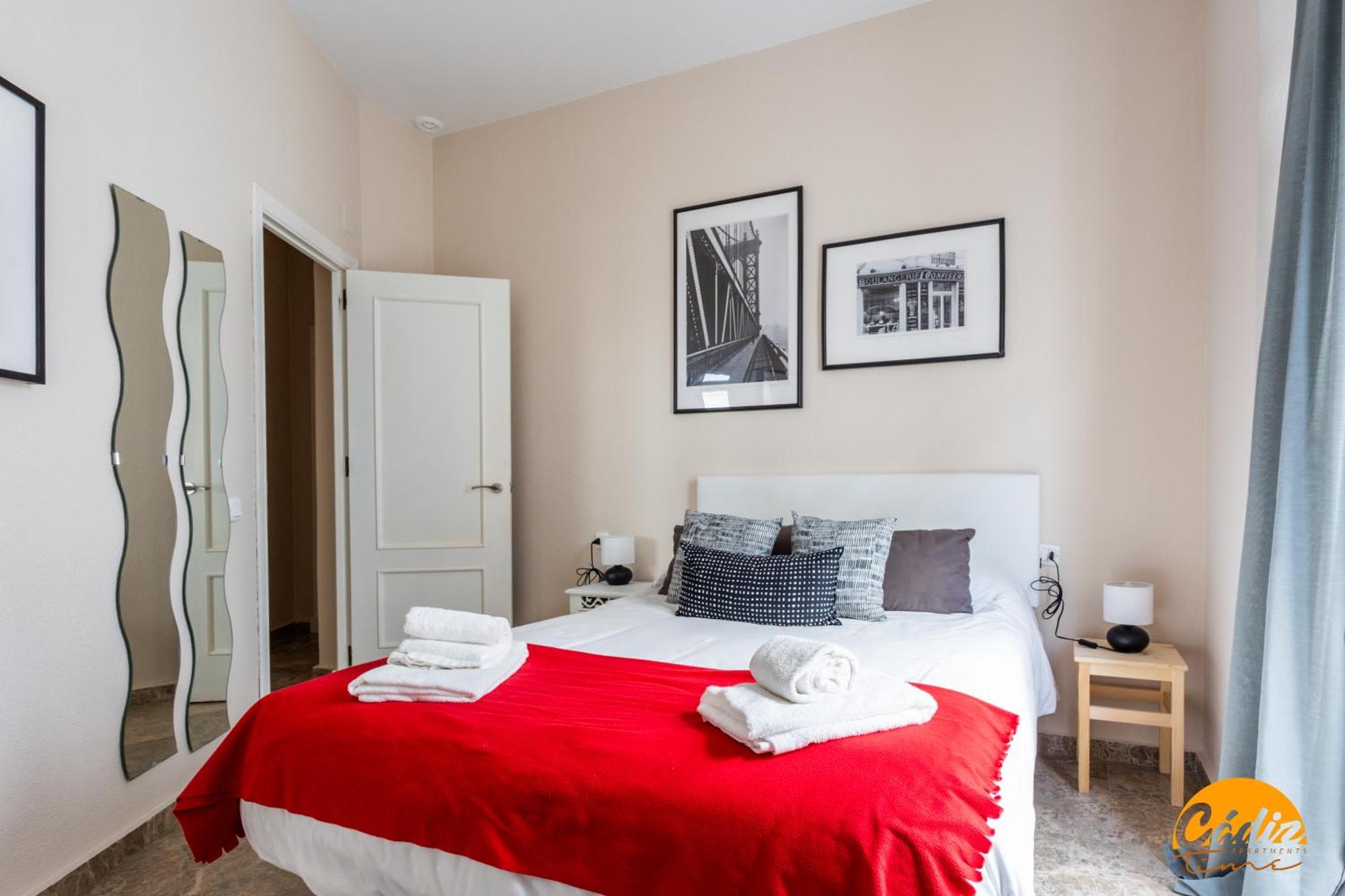 Appartamento Cádiz Cinema - WIFI - PETFRIENDLY - ECOFRIENDLY Esterno foto